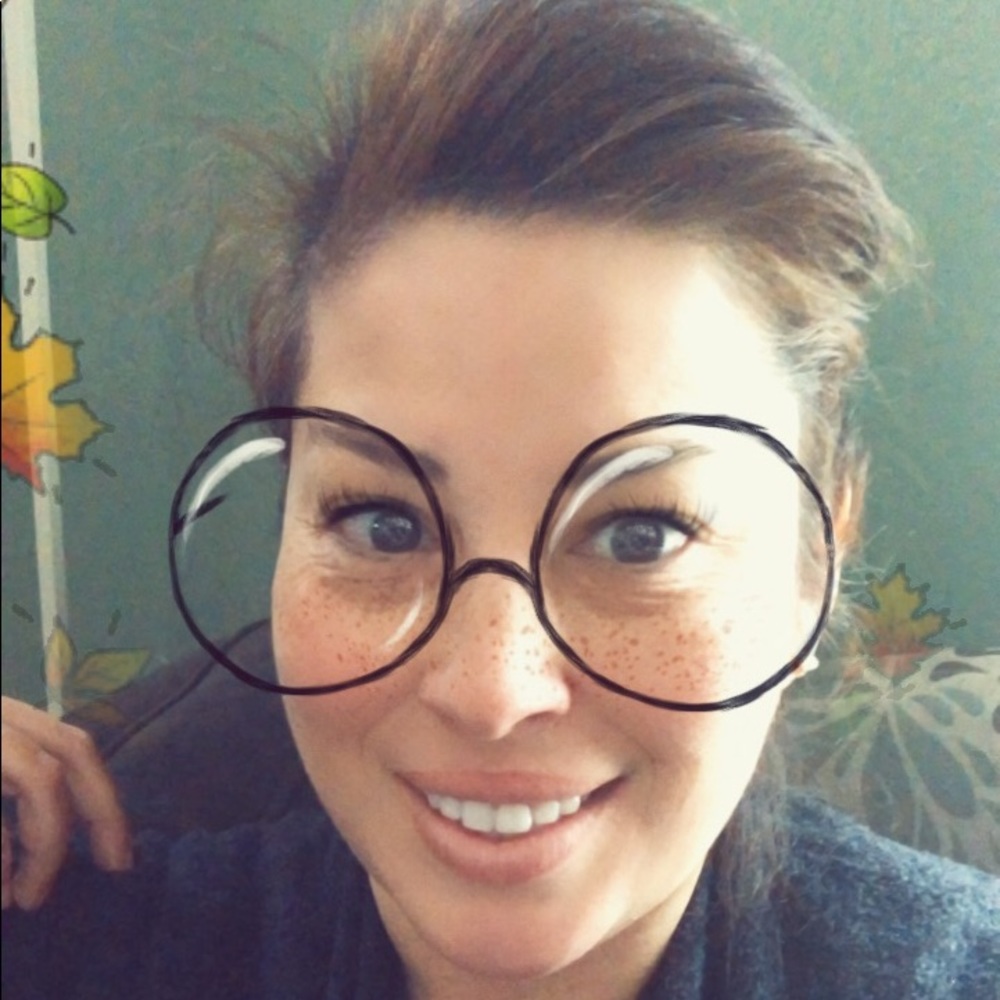 Meet your Posher, Jacqueline